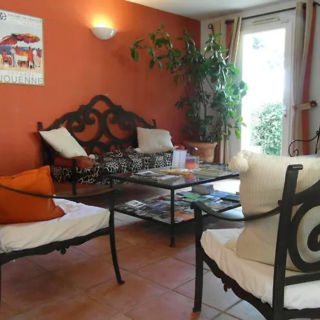 Western Aurelia Maussane les Alpilles